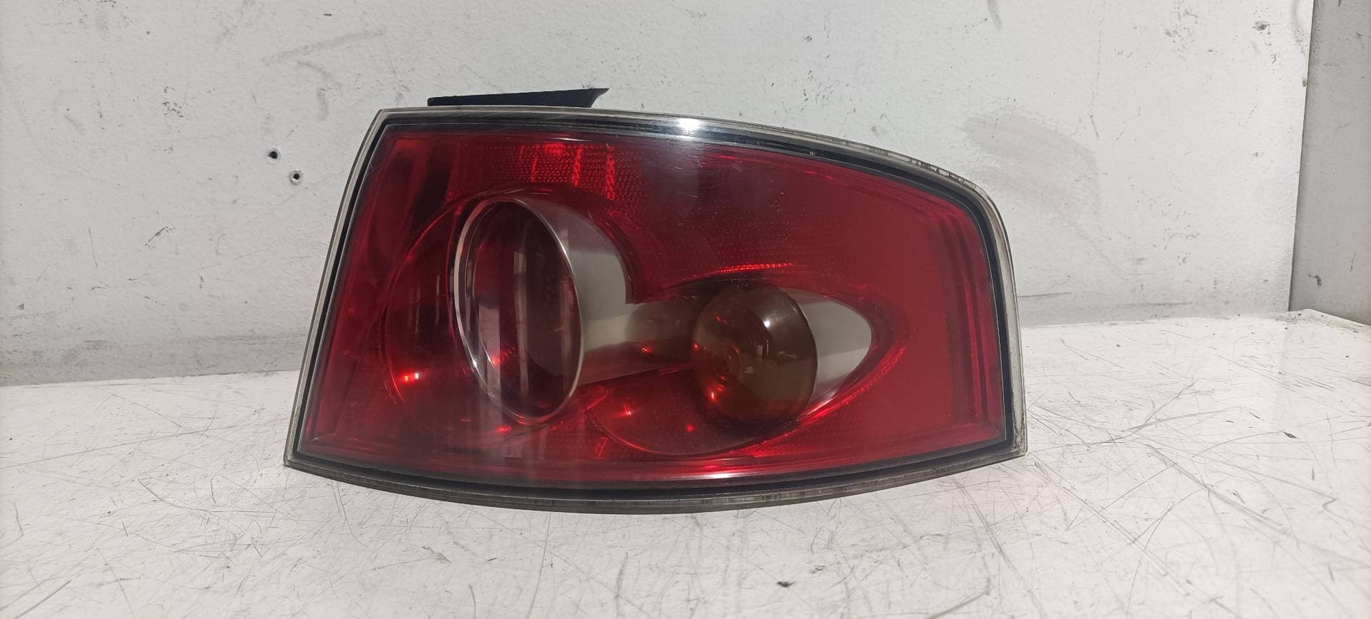Piloto trasero derecho SEAT IBIZA (6L1) 3