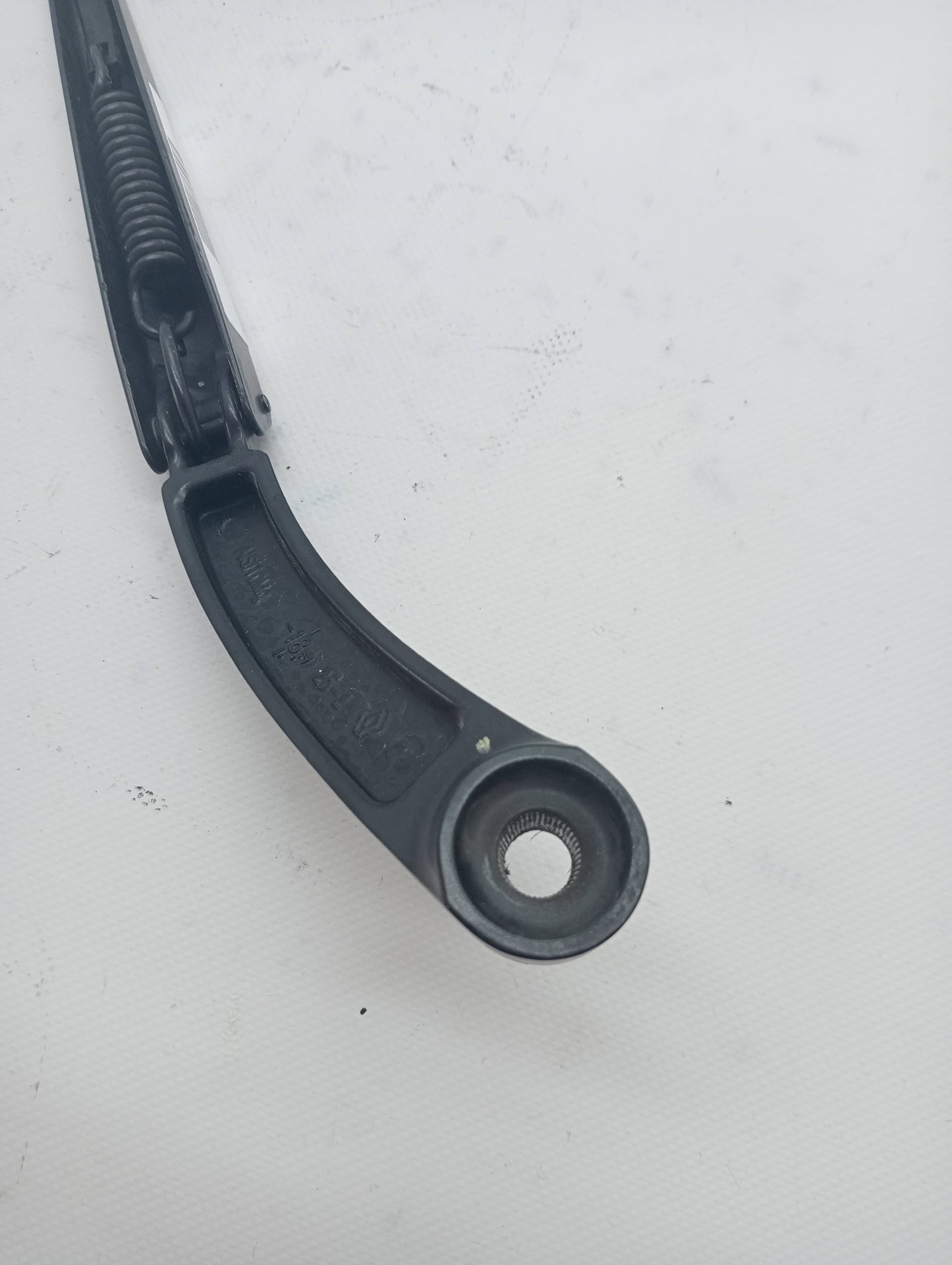 Brazo limpia delantero izquierdo DACIA LODGY 3