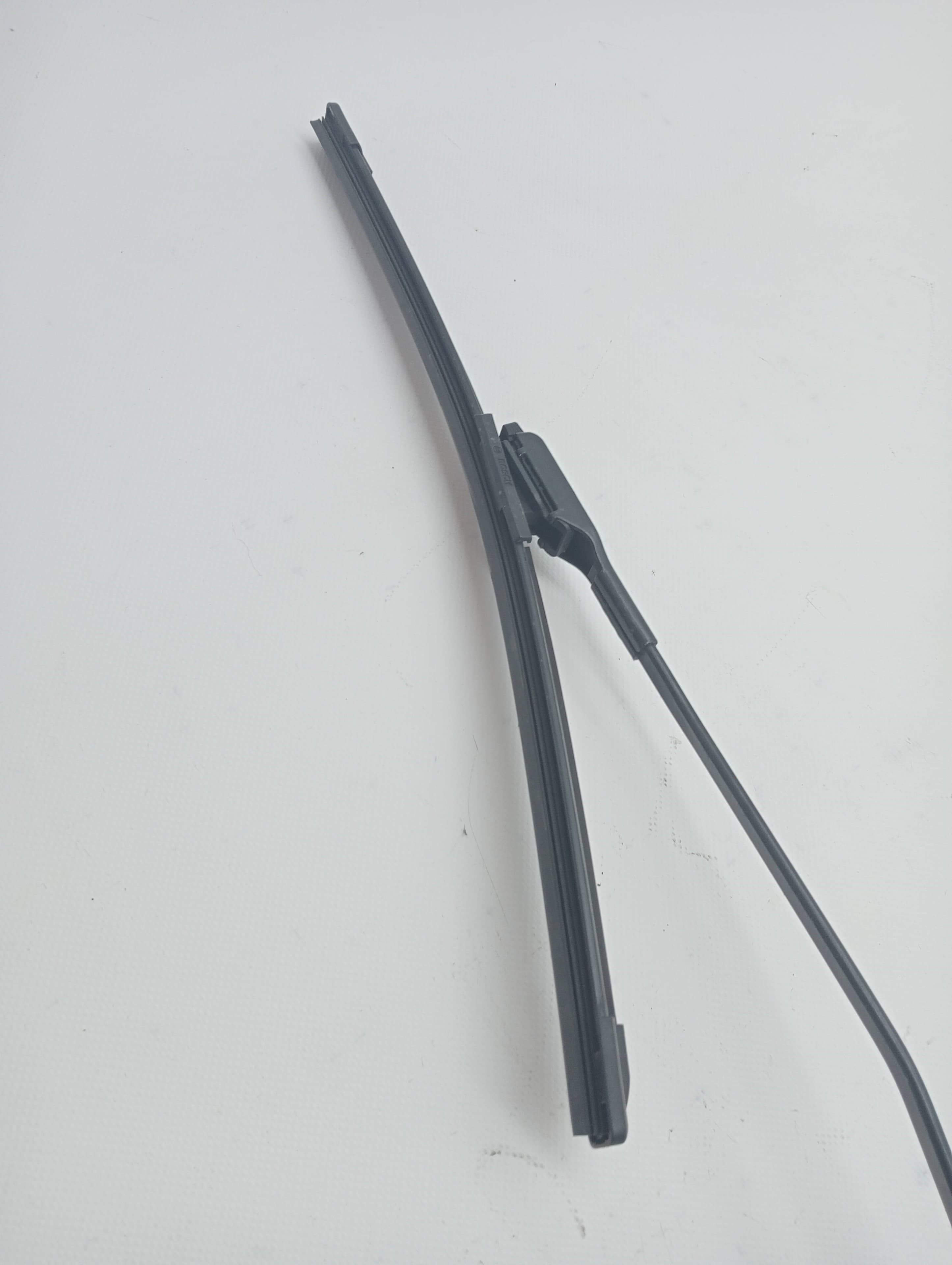 Brazo limpia delantero izquierdo DACIA LODGY 2