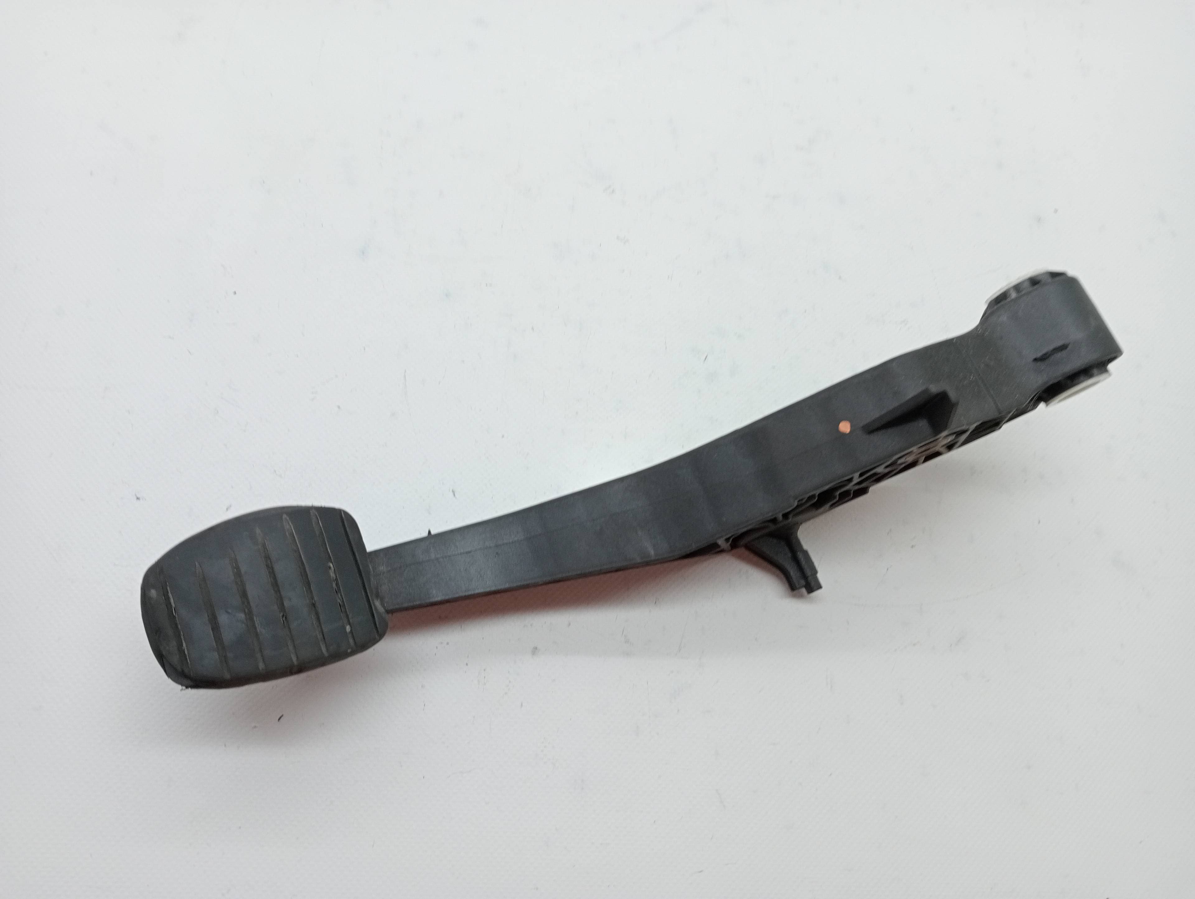 Pedal embrague DACIA LODGY 3