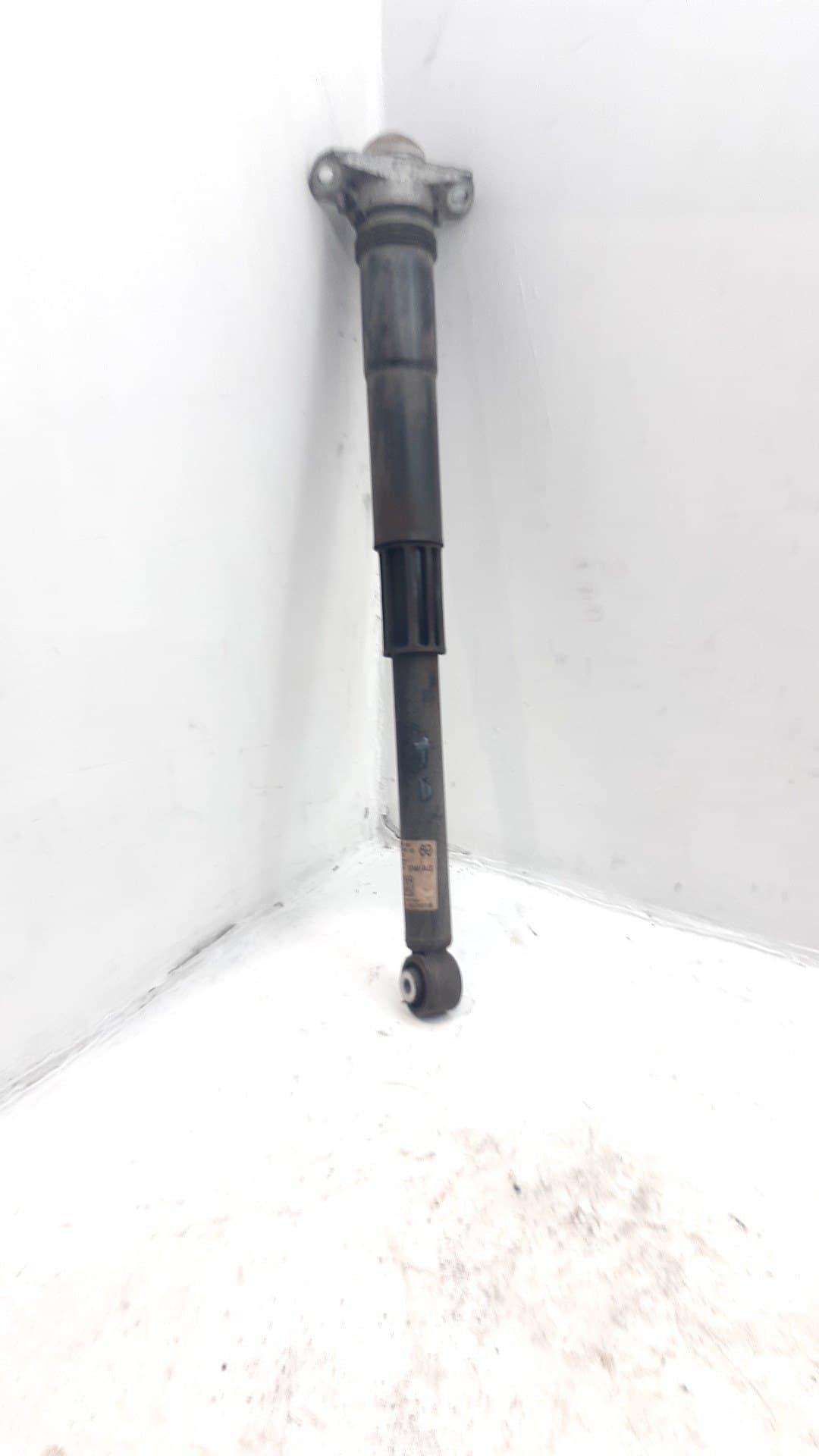 Amortiguador trasero derecho SEAT LEON (5F1)