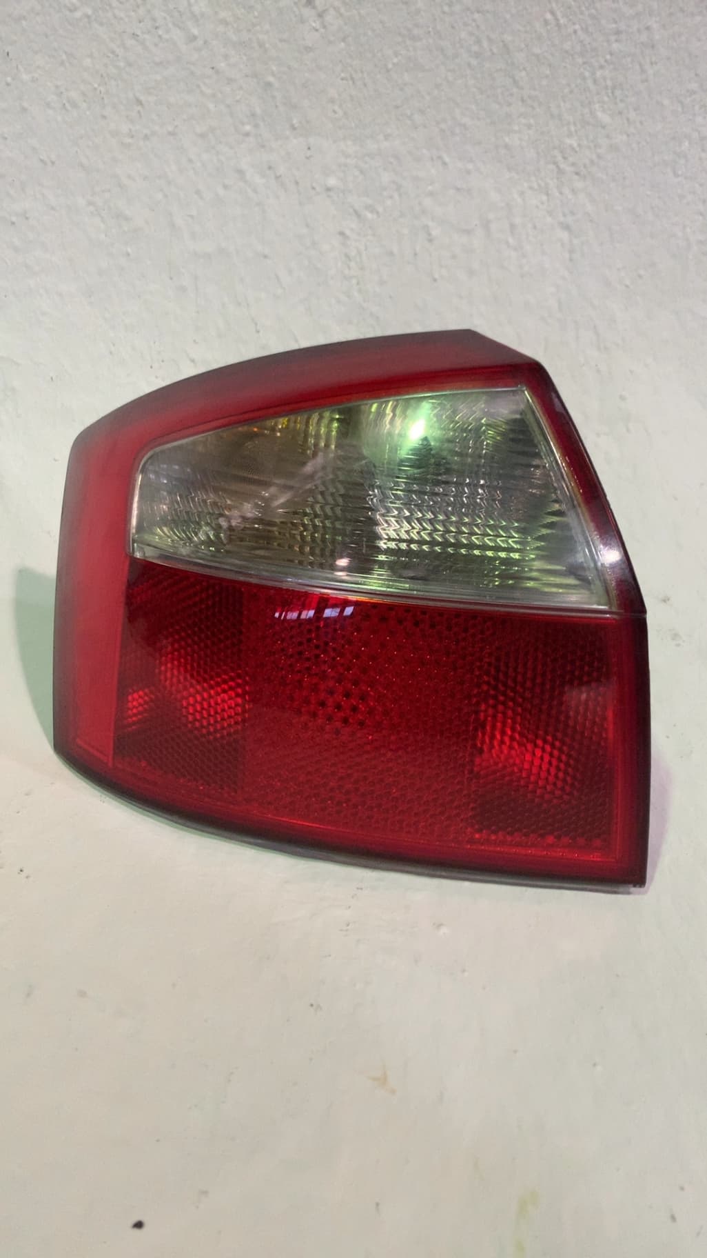 Piloto trasero izquierdo AUDI A4 BERLINA (8E)