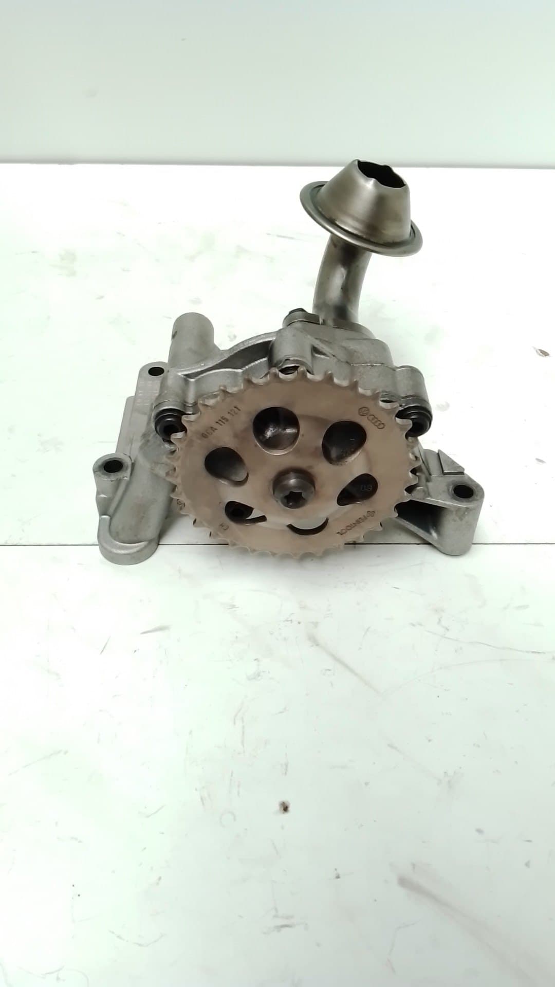 Bomba aceite AUDI A4 BERLINA (8E) 4