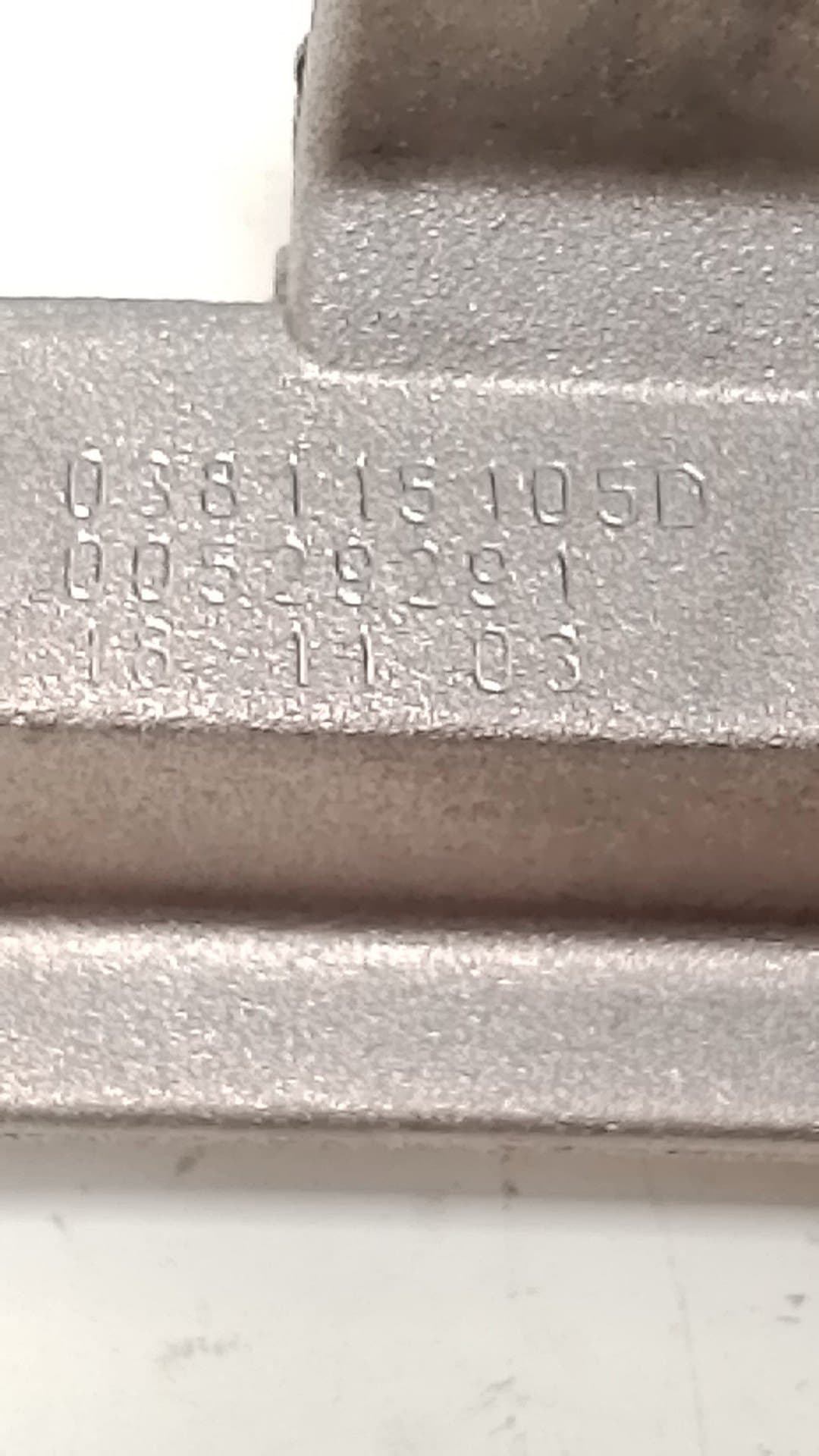 Bomba aceite AUDI A4 BERLINA (8E) 3
