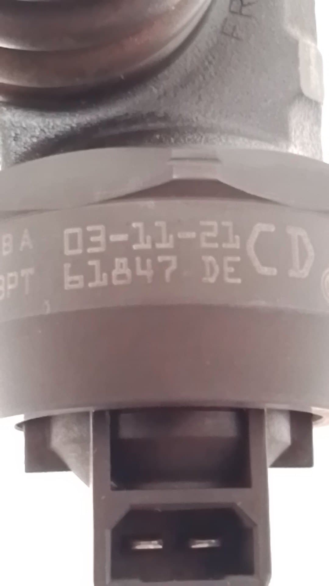 Inyector AUDI A4 BERLINA (8E) 3