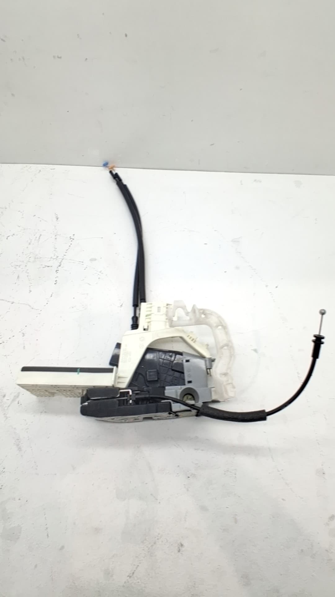 Cerradura puerta delantera izquierda HYUNDAI TUCSON