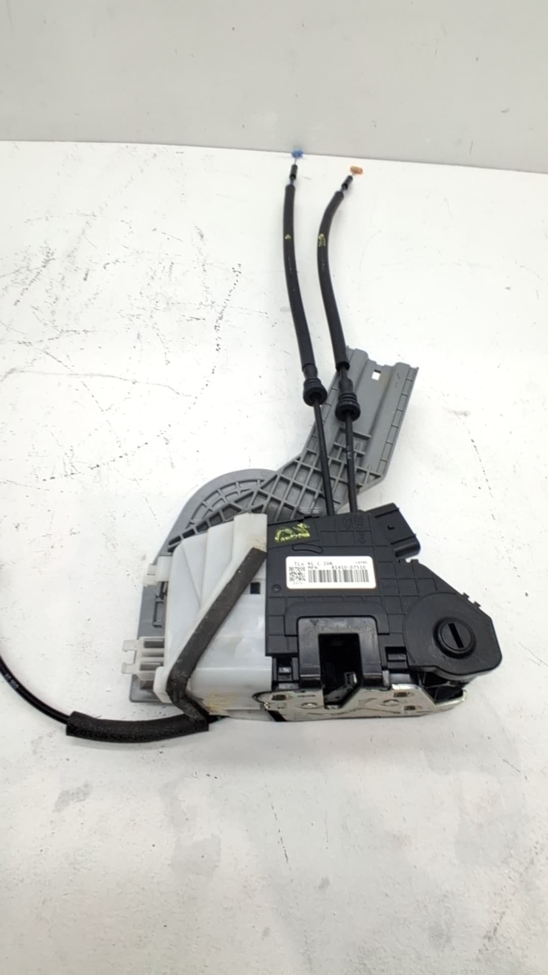 Cerradura puerta trasera izquierda HYUNDAI TUCSON