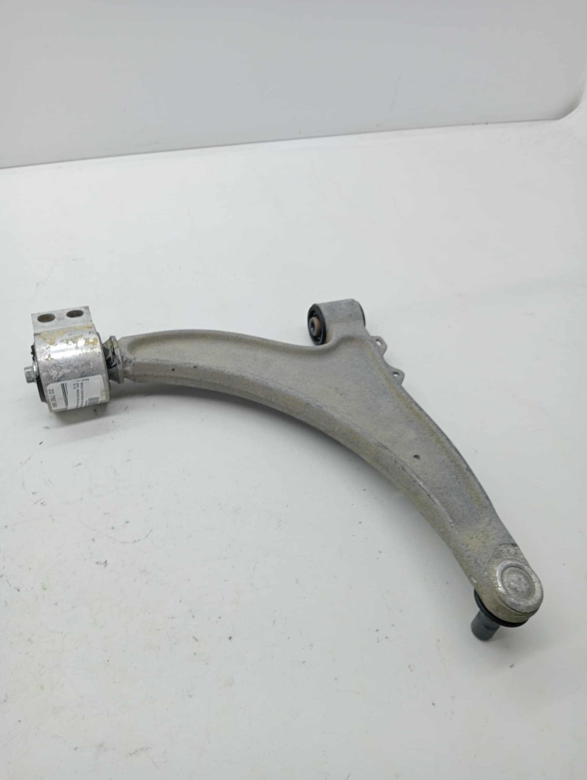 Brazo suspension inferior delantero izquierdo OPEL INSIGNIA BERLINA 3