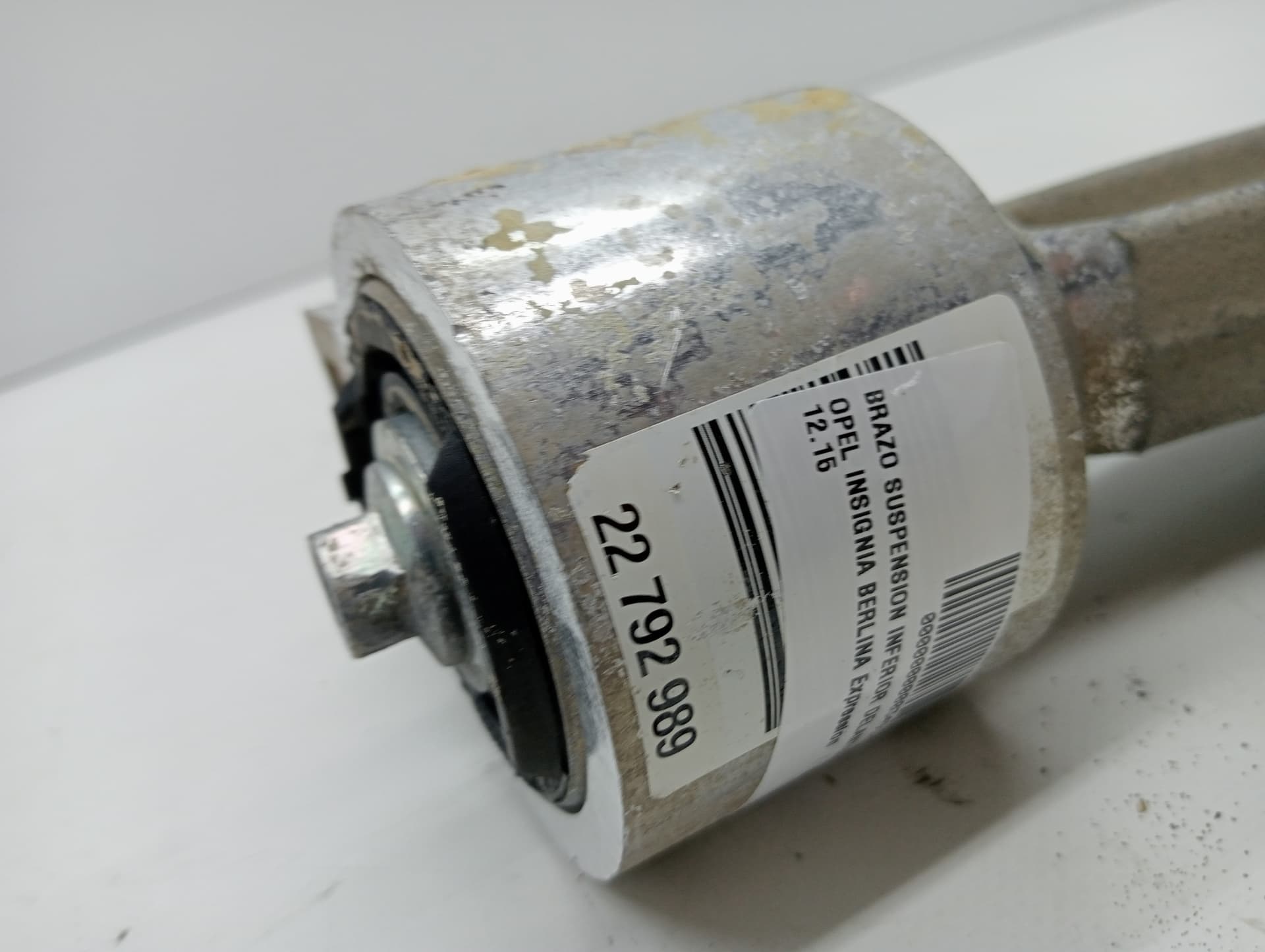 Brazo suspension inferior delantero izquierdo OPEL INSIGNIA BERLINA 2