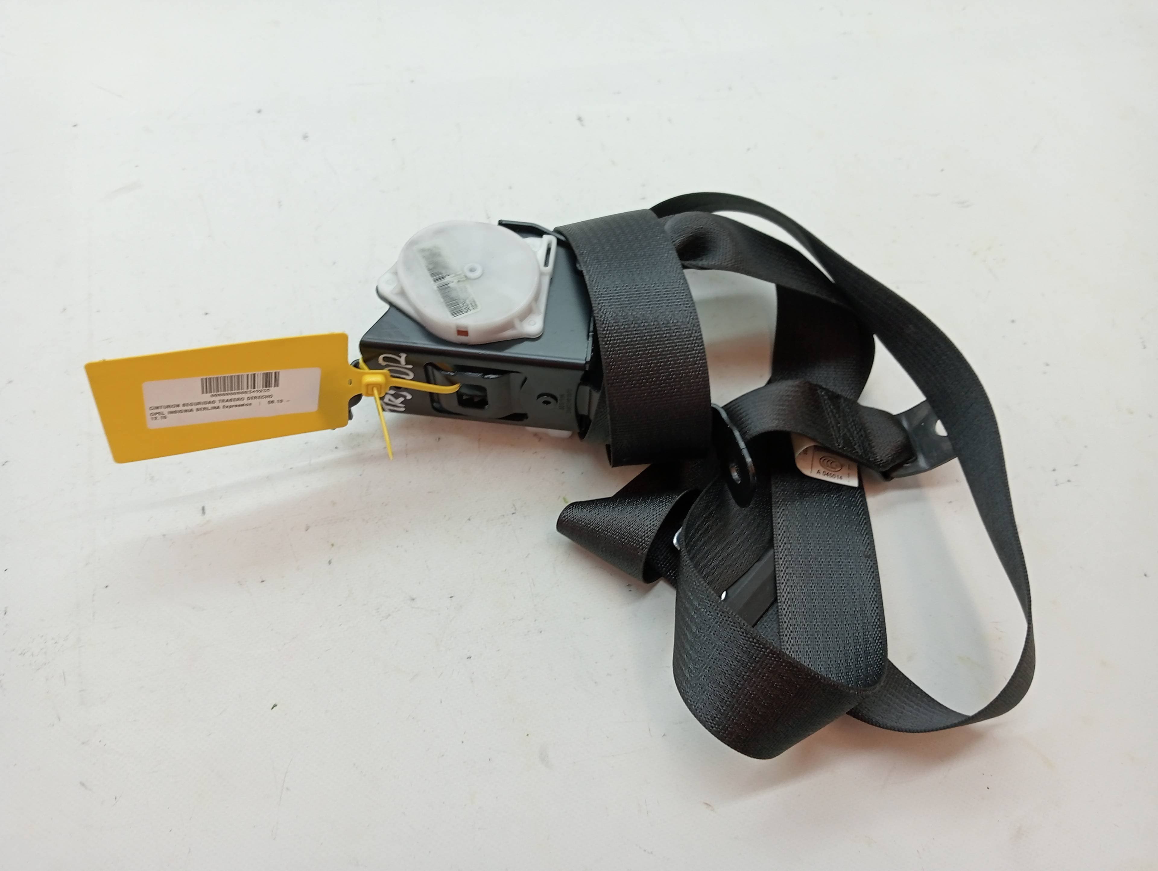 Cinturon seguridad trasero derecho OPEL INSIGNIA BERLINA