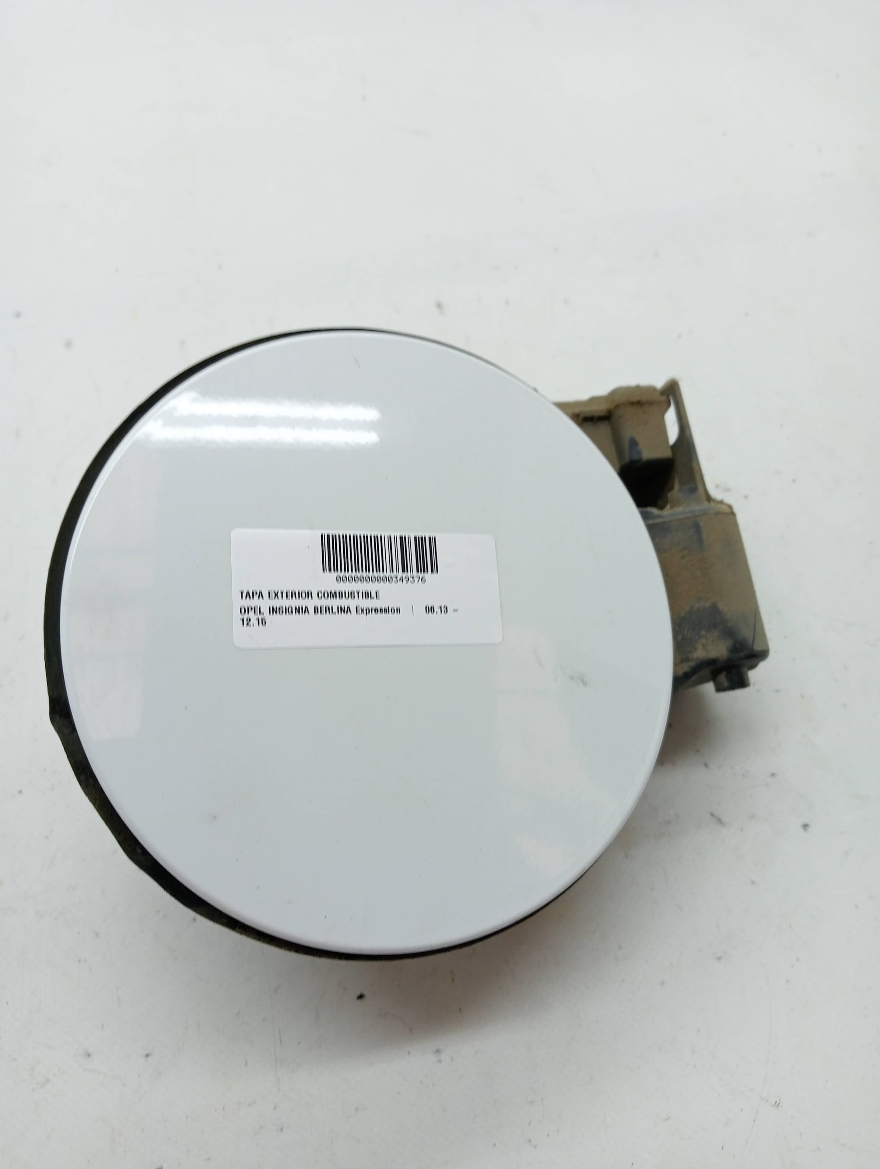 Tapa exterior combustible OPEL INSIGNIA BERLINA