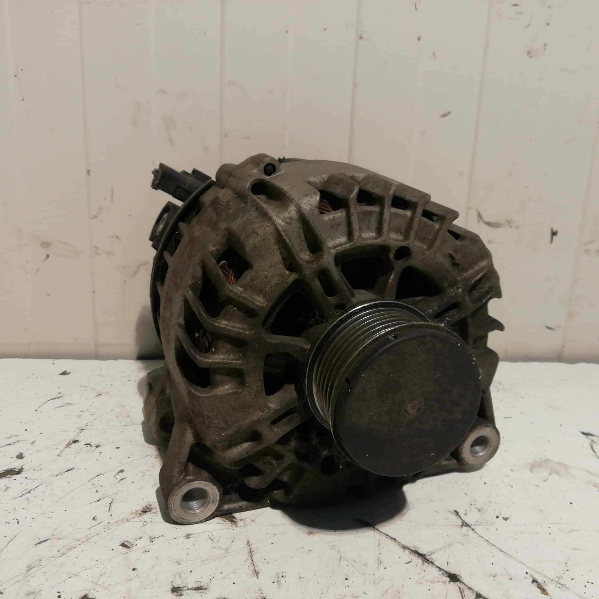 Alternador PEUGEOT PARTNER KOMBI