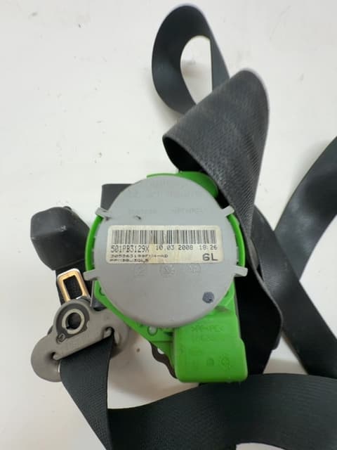 Cinturon seguridad delantero izquierdo TOYOTA YARIS (_P9_) 2