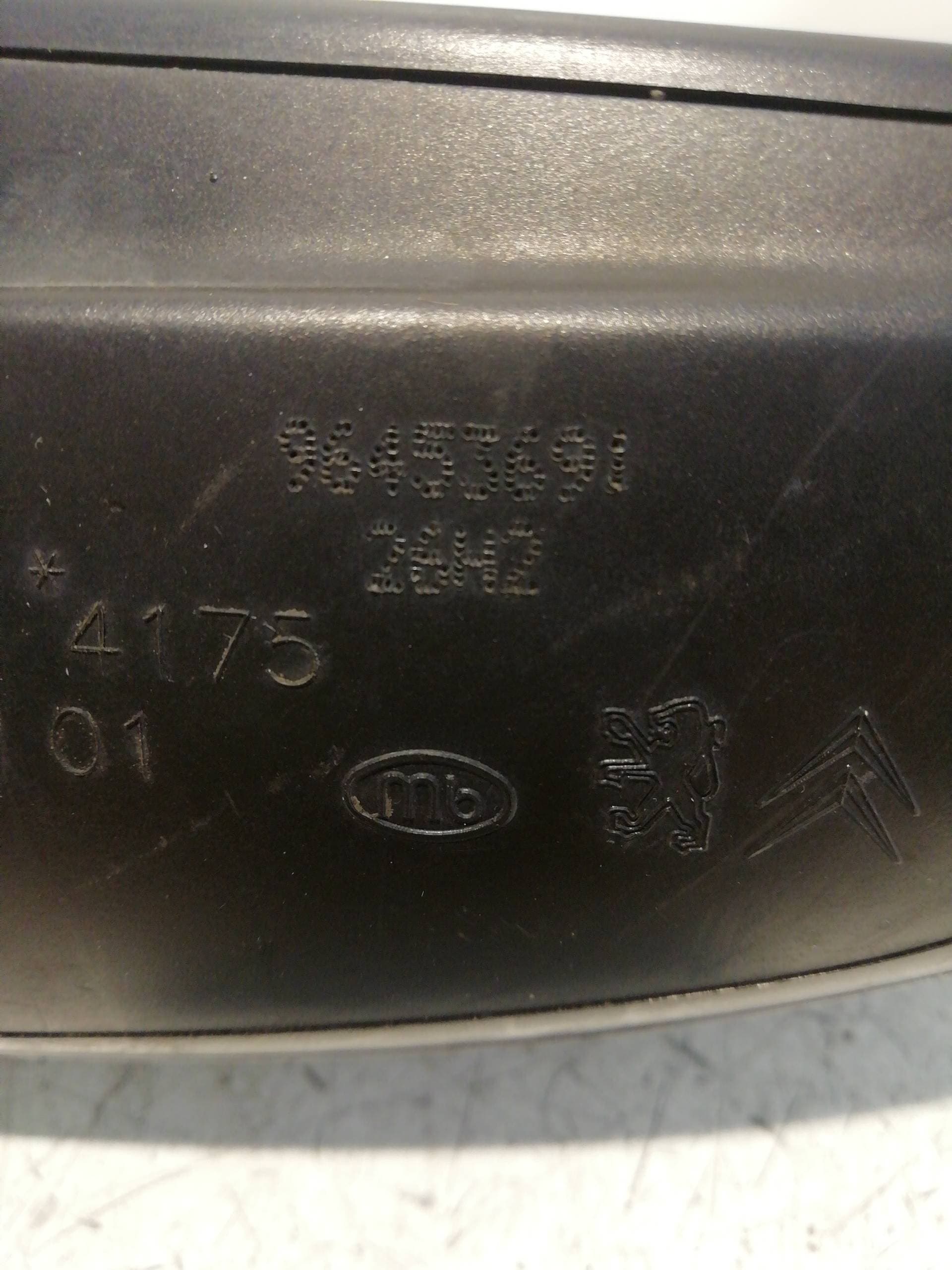 Retrovisor derecho CITROEN XSARA PICASSO 3