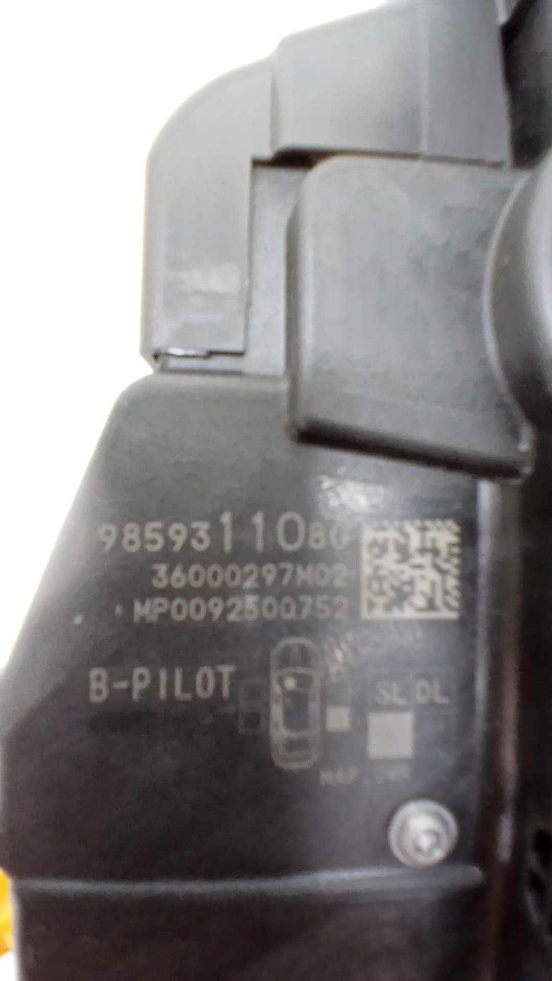 Cerradura puerta trasera derecha JEEP AVENGER 2