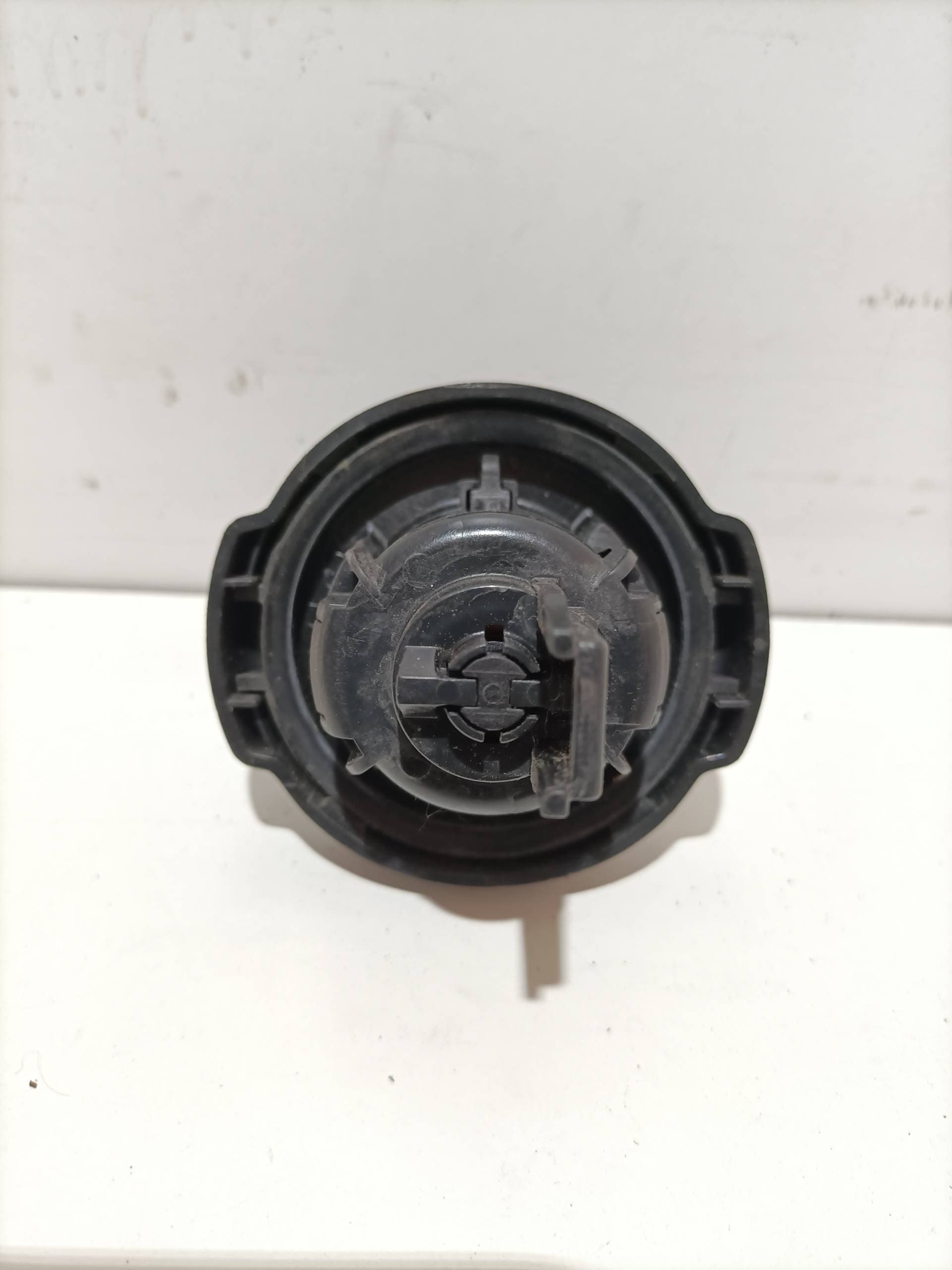 Tapon combustible PEUGEOT 308 3
