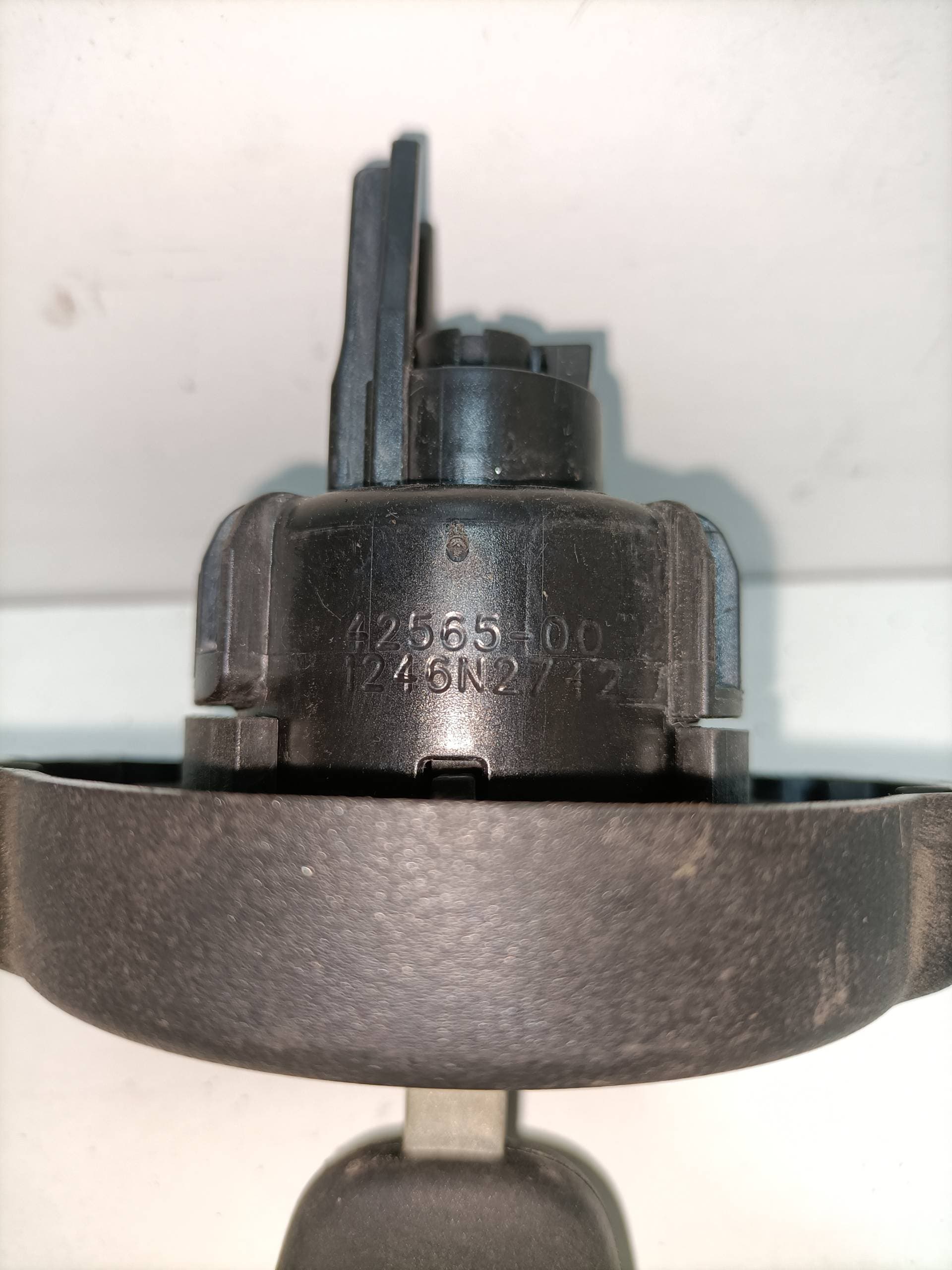 Tapon combustible PEUGEOT 308 2