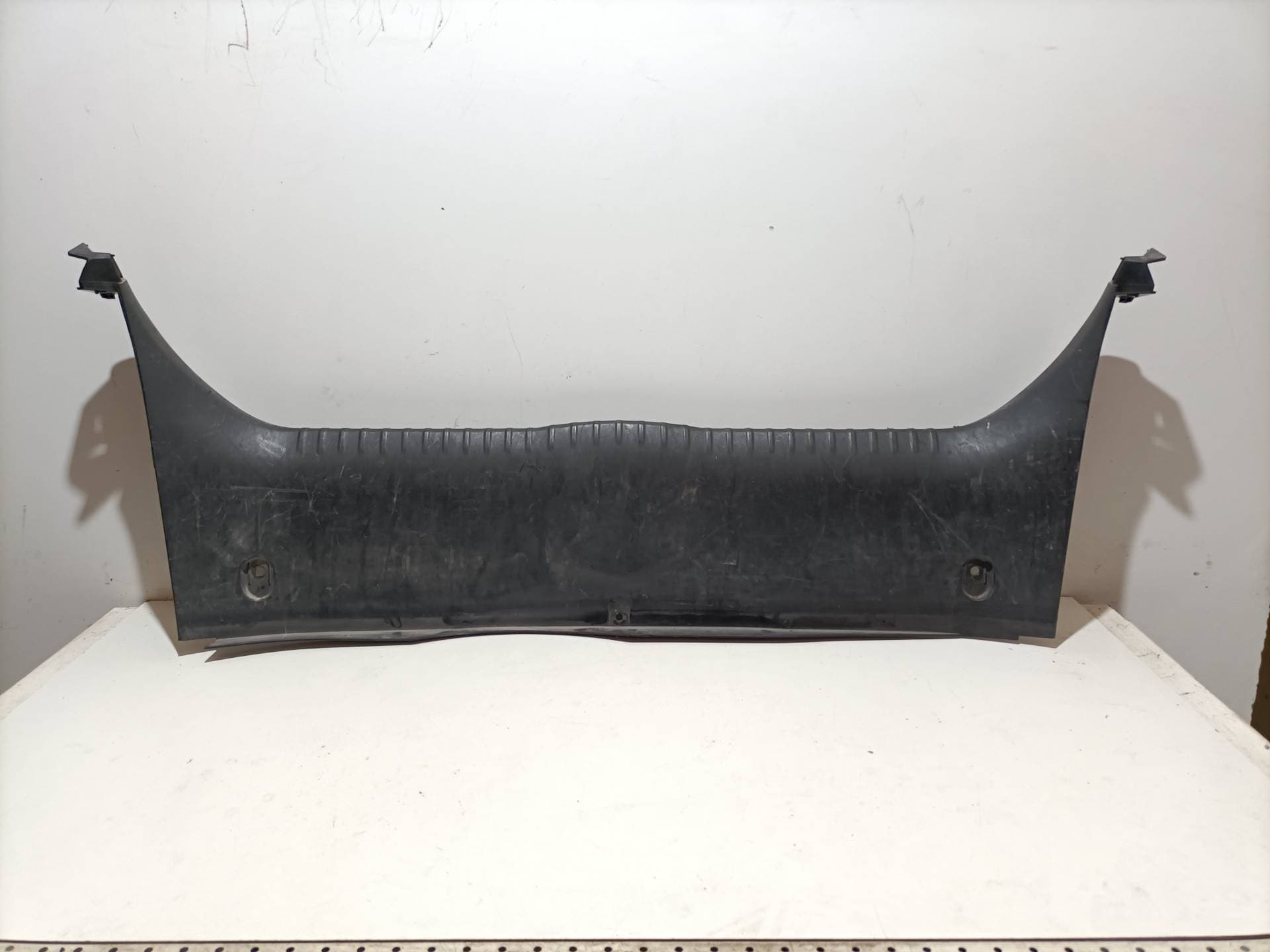 Guarnecido porton trasero PEUGEOT 308