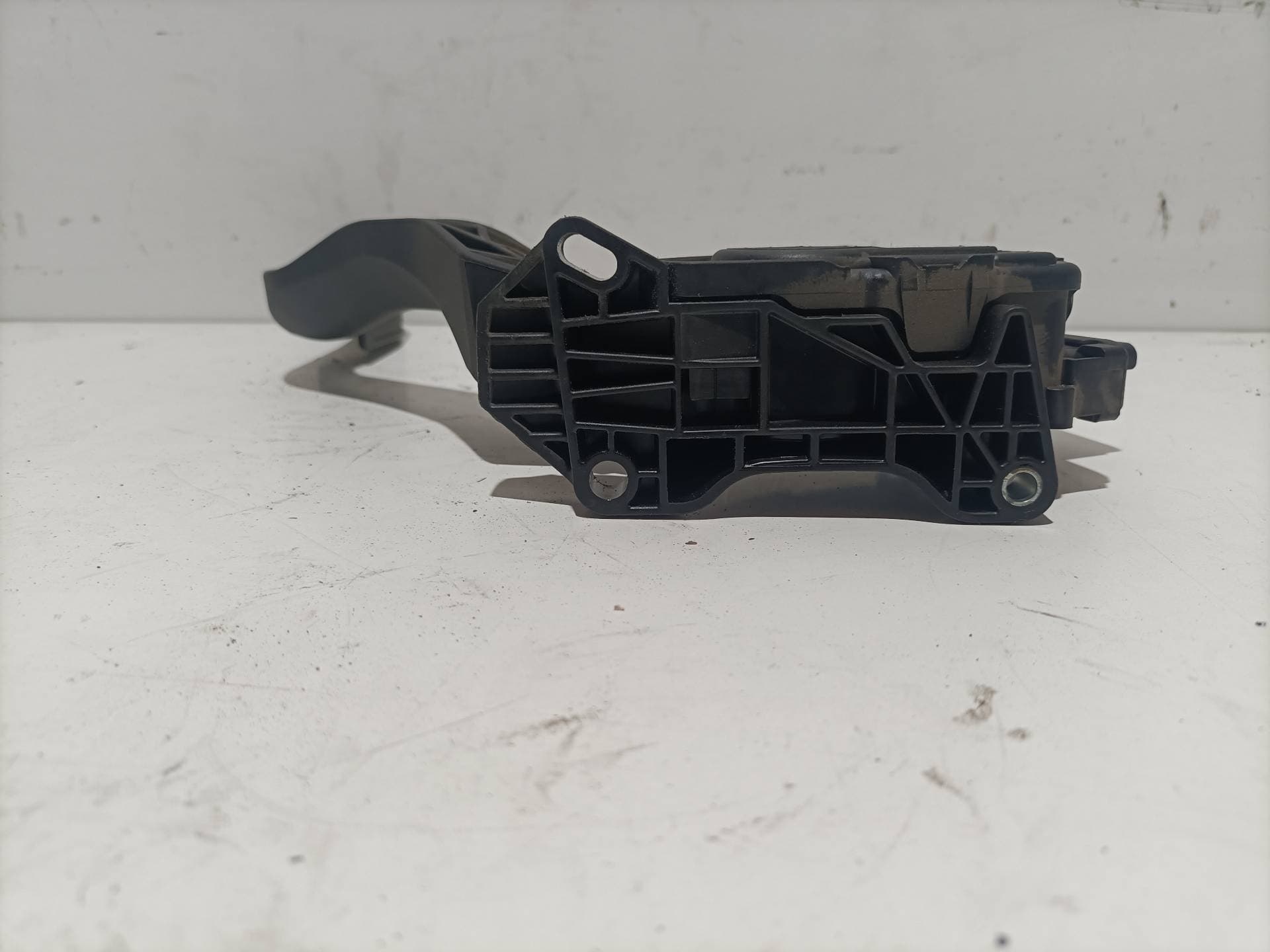 Pedal acelerador PEUGEOT 308 5