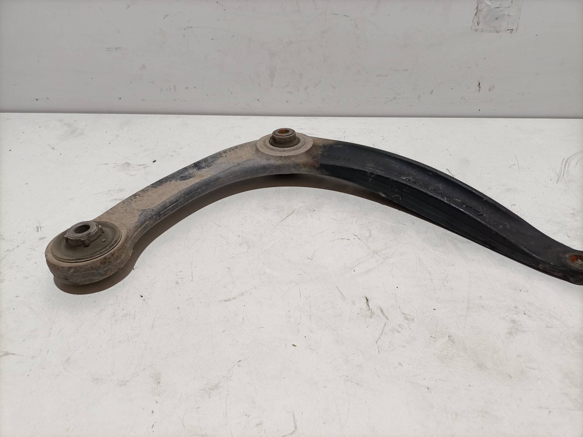 Brazo suspension inferior delantero derecho PEUGEOT 308 4