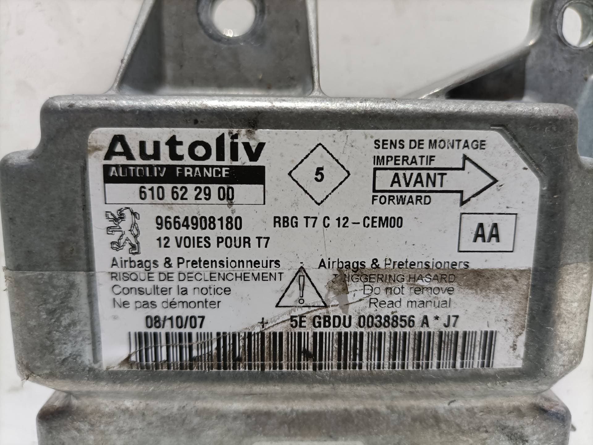 Centralita airbag PEUGEOT 308 2