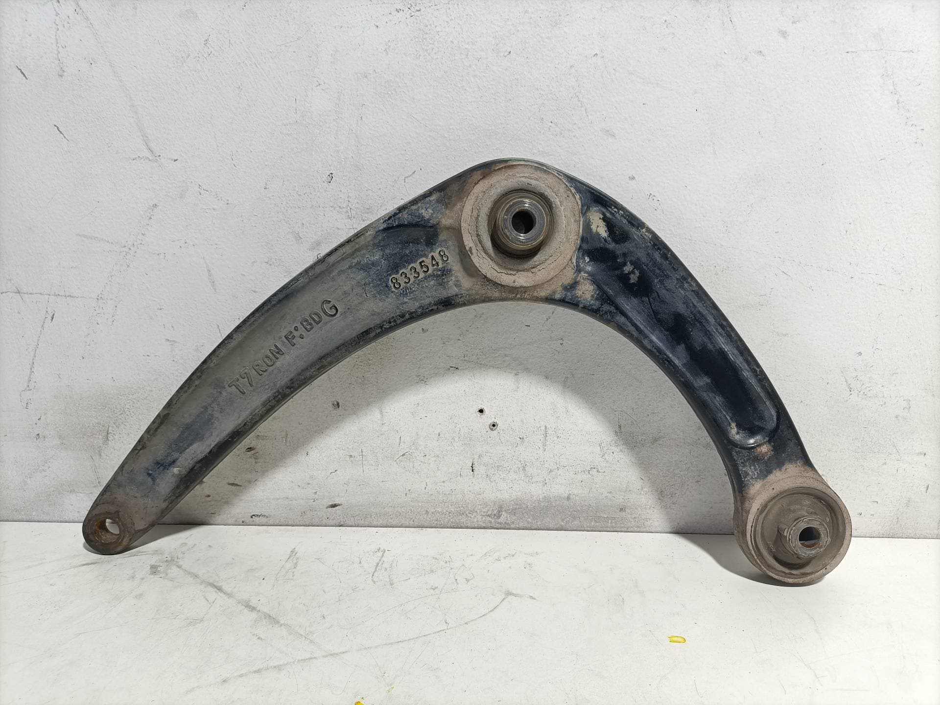 Brazo suspension inferior delantero izquierdo PEUGEOT 308