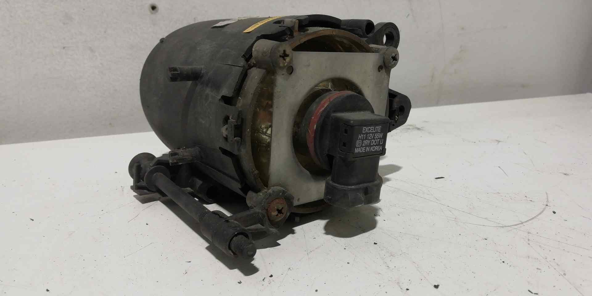 Faro antiniebla derecho AUDI A4 BERLINA (8E) 2