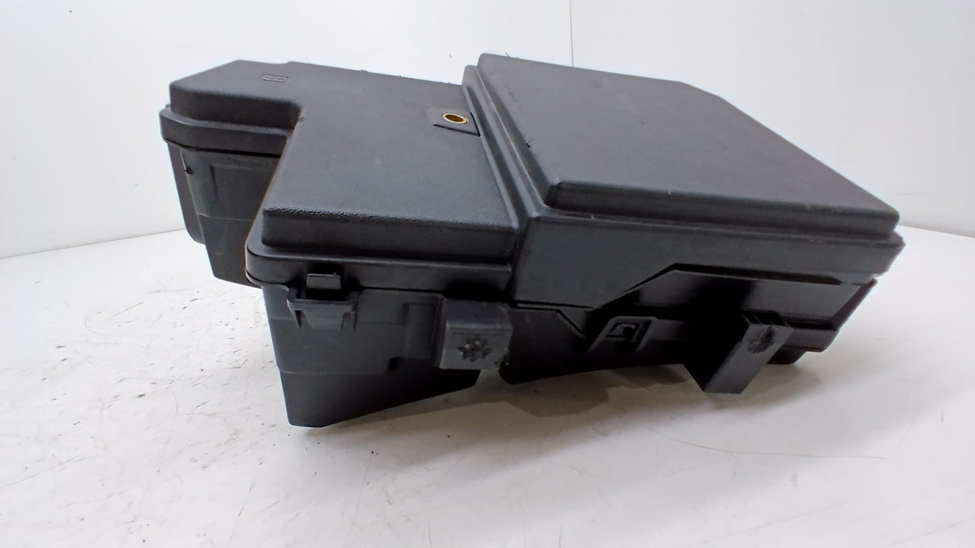 Caja reles / fusibles RENAULT MEGANE IV BERLINA 5P 2