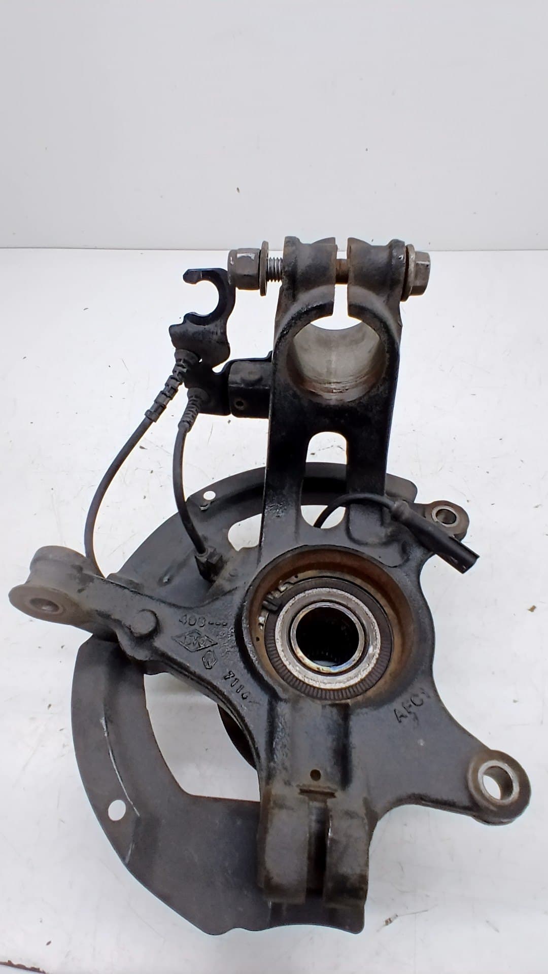 Mangueta delantera izquierda RENAULT MEGANE IV BERLINA 5P 2