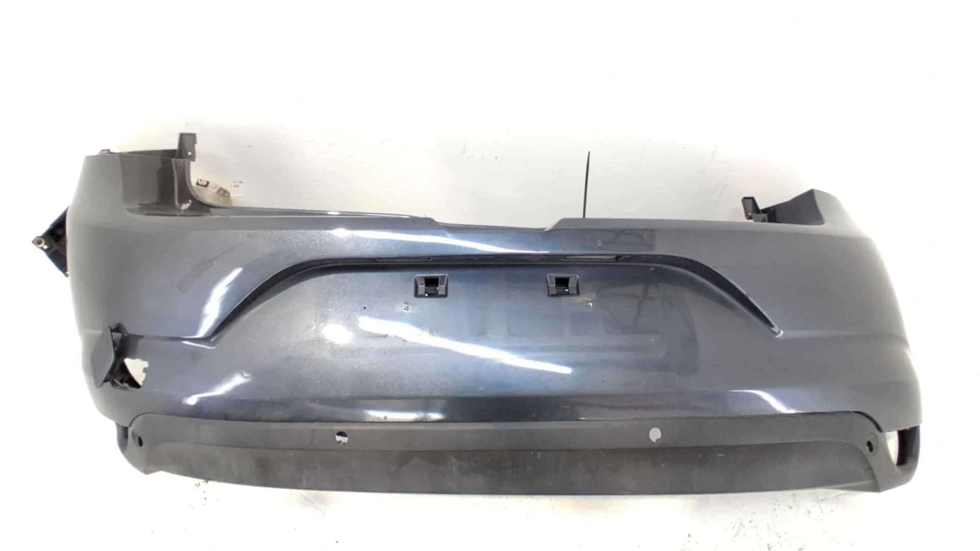 Paragolpes trasero RENAULT MEGANE IV BERLINA 5P