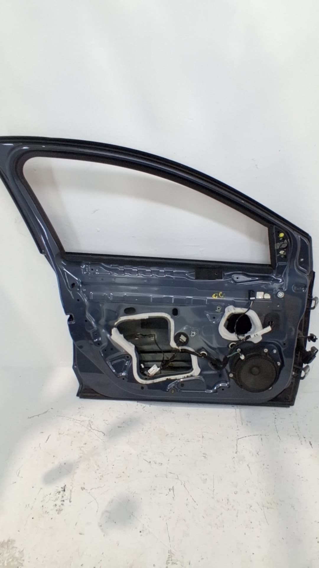 Puerta delantera izquierda RENAULT MEGANE IV BERLINA 5P 2