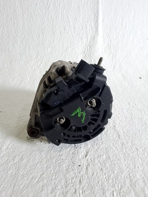 Alternador TOYOTA COROLLA (E12) 2