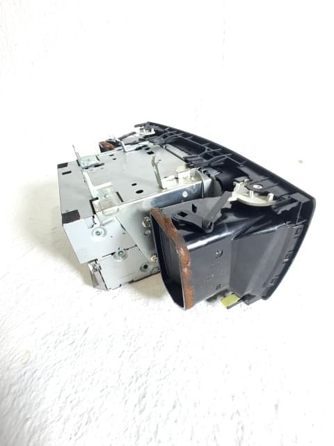 Sistema audio / radio cd TOYOTA COROLLA (E12) 2