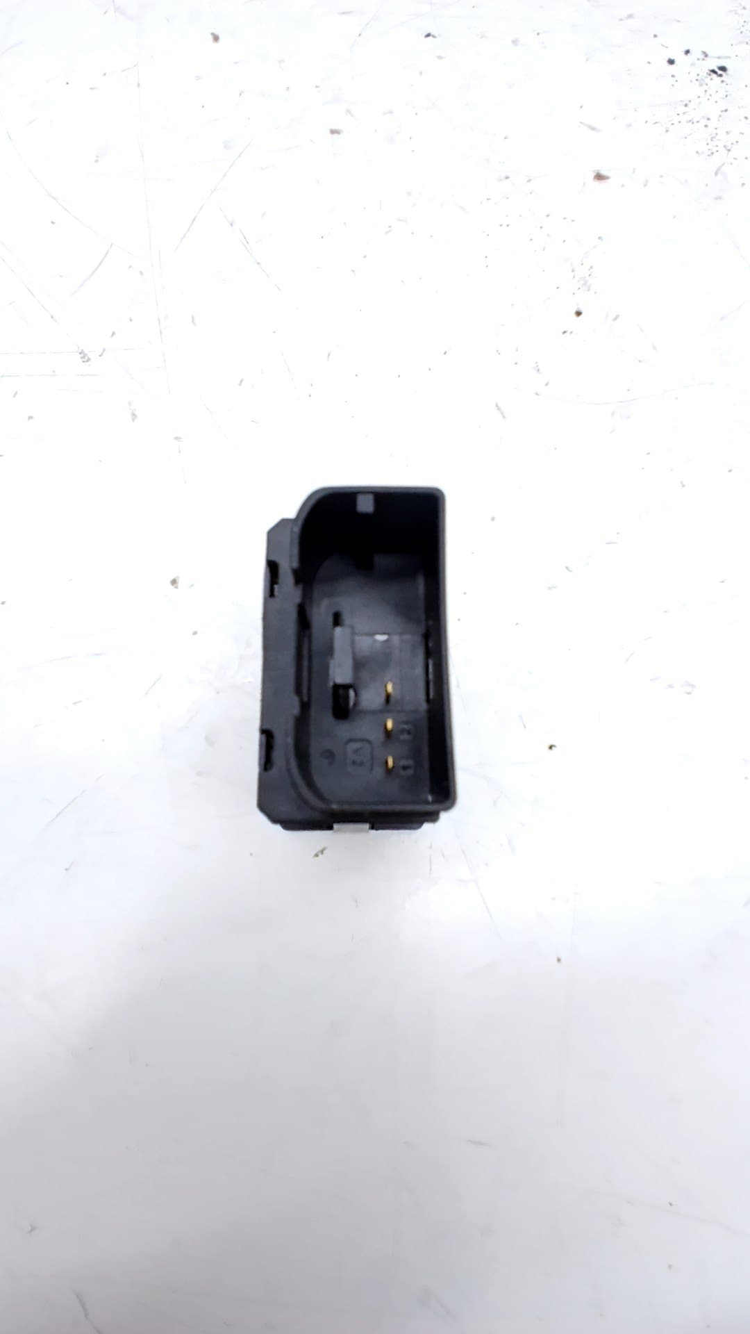 Recambio SEAT LEON ST (5F8) ref. 5Q0919237WGI 3
