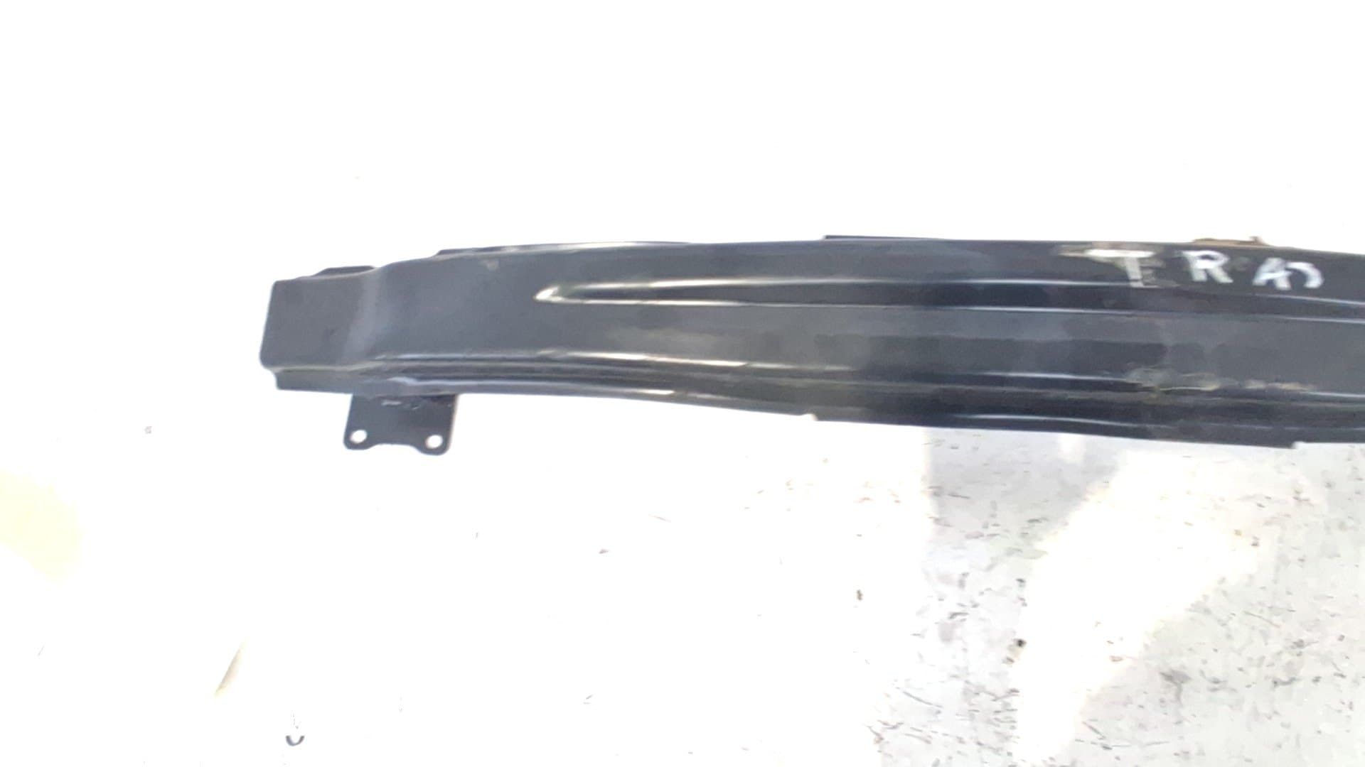 Refuerzo paragolpes trasero SEAT LEON ST (5F8) 2
