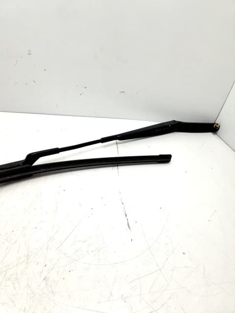 Brazo limpia delantero derecho VOLKSWAGEN SCIROCCO (137) 2