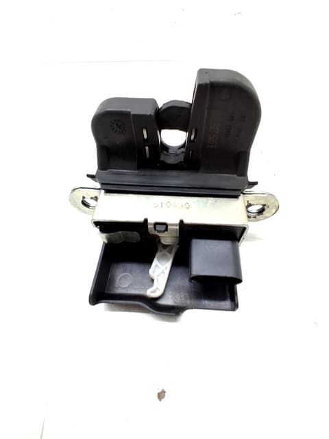 Cerradura maletero / porton VOLKSWAGEN SCIROCCO (137)