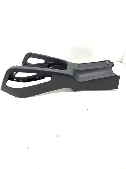 Consola central VOLKSWAGEN SCIROCCO (137)