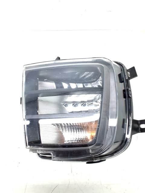 Faro derecho VOLKSWAGEN SCIROCCO (137)