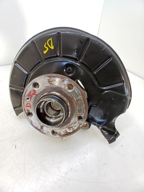 Mangueta delantera izquierda VOLKSWAGEN SCIROCCO (137)