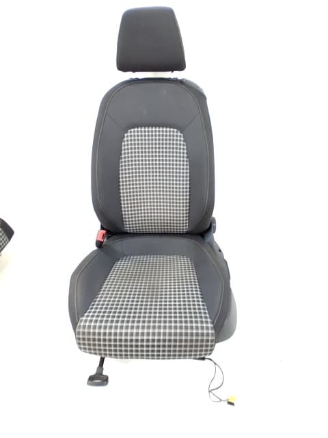 Asiento delantero izquierdo VOLKSWAGEN SCIROCCO (137)