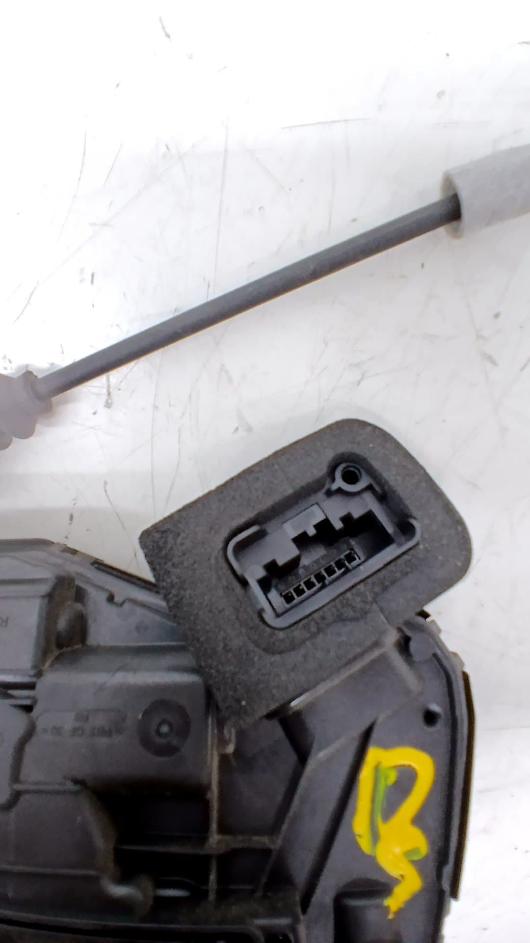 Cerradura puerta delantera derecha SKODA FABIA (6Y2/6Y3) 4
