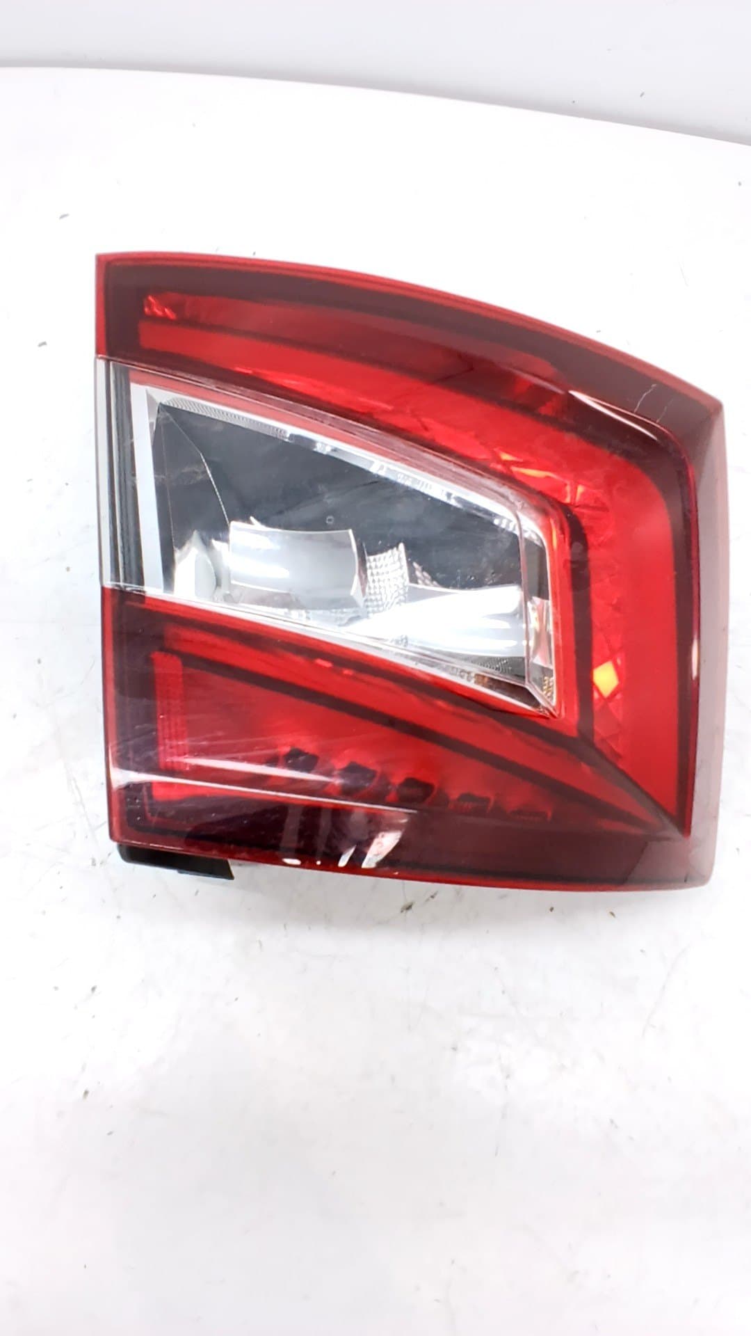 Piloto trasero izquierdo SKODA FABIA (6Y2/6Y3)