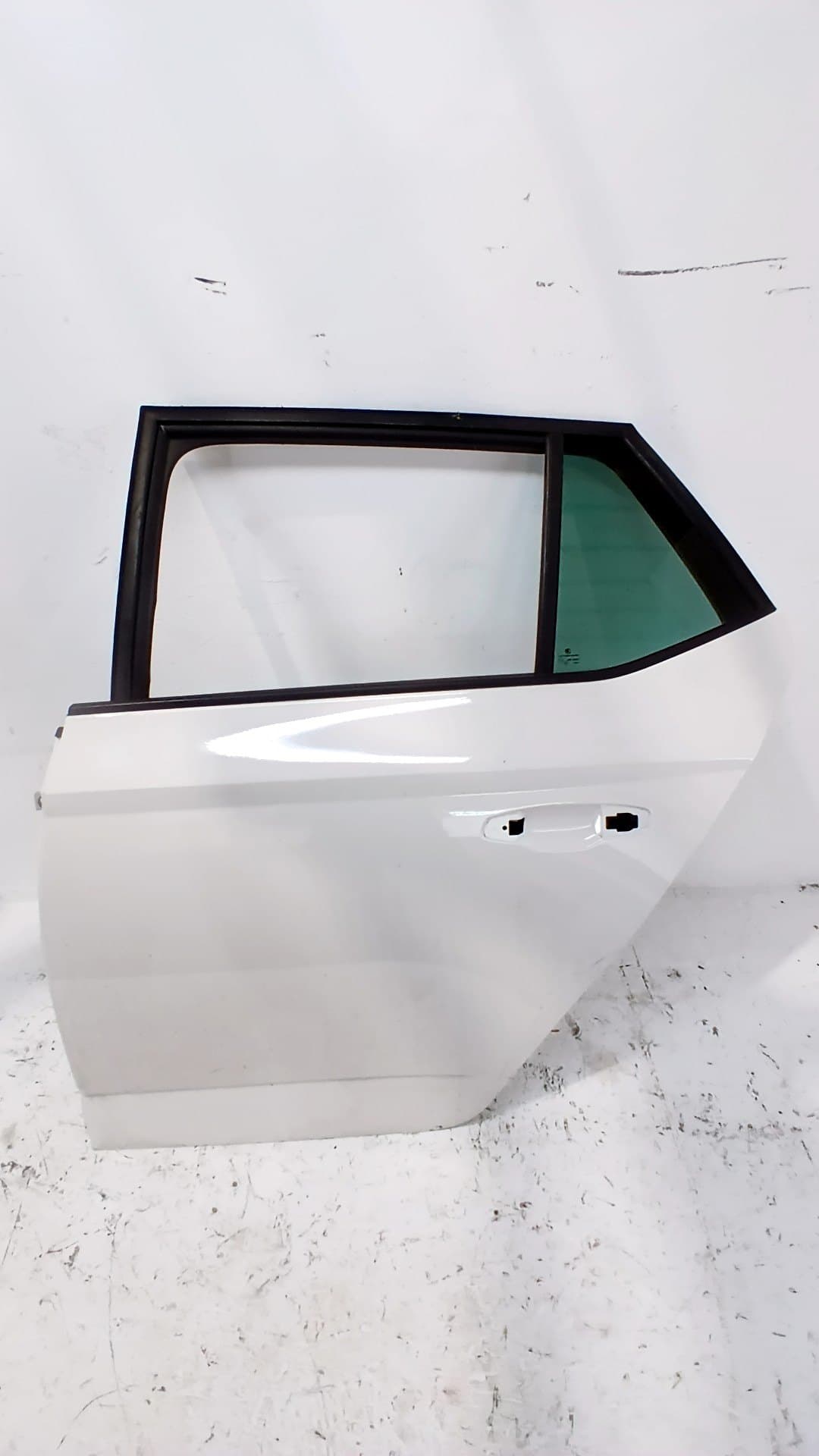 Puerta trasera izquierda SKODA FABIA (6Y2/6Y3)