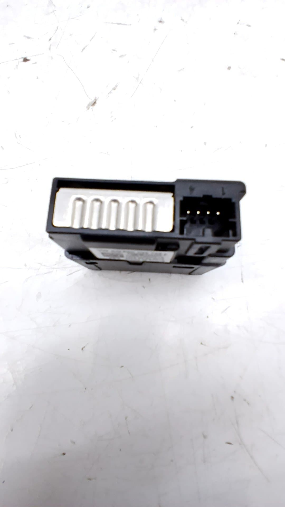 Recambio SKODA FABIA (6Y2/6Y3) ref. 5Q0035726L 3