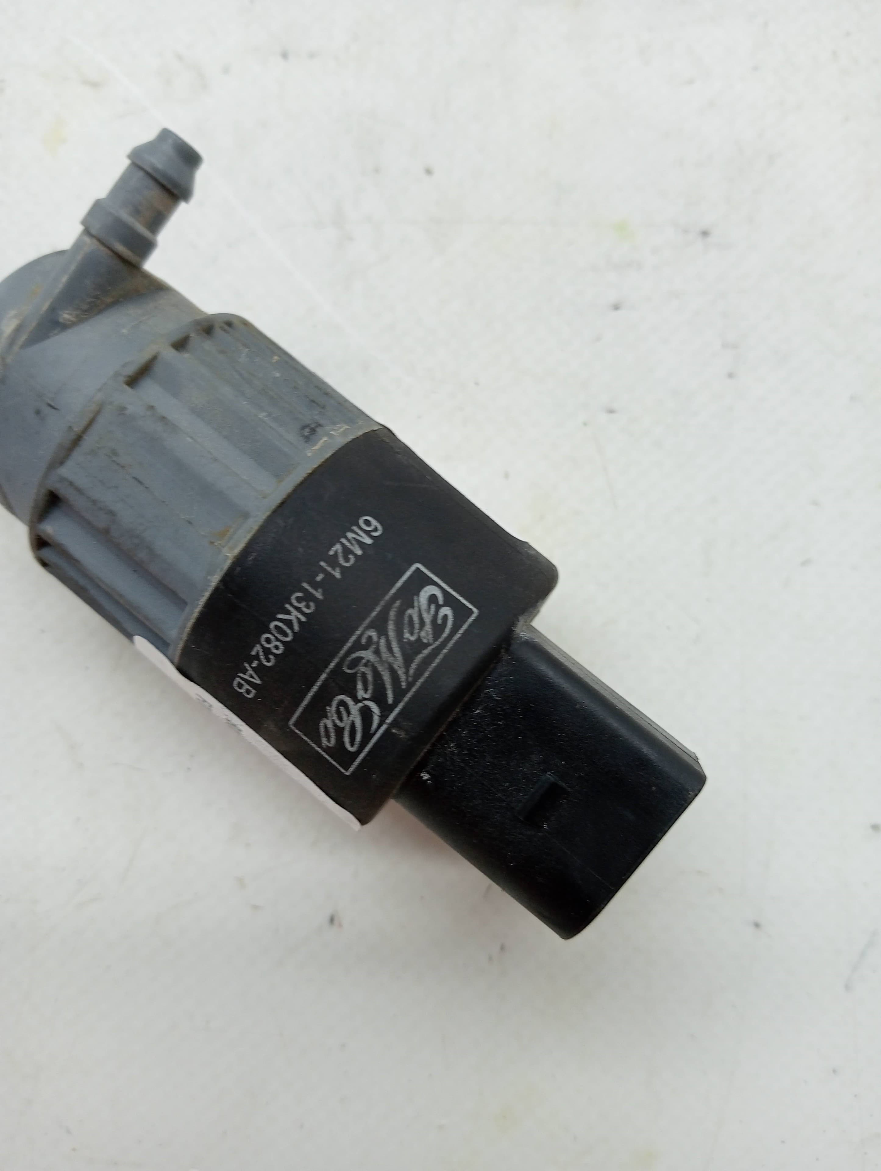 Bomba limpia FORD FOCUS LIM. 3