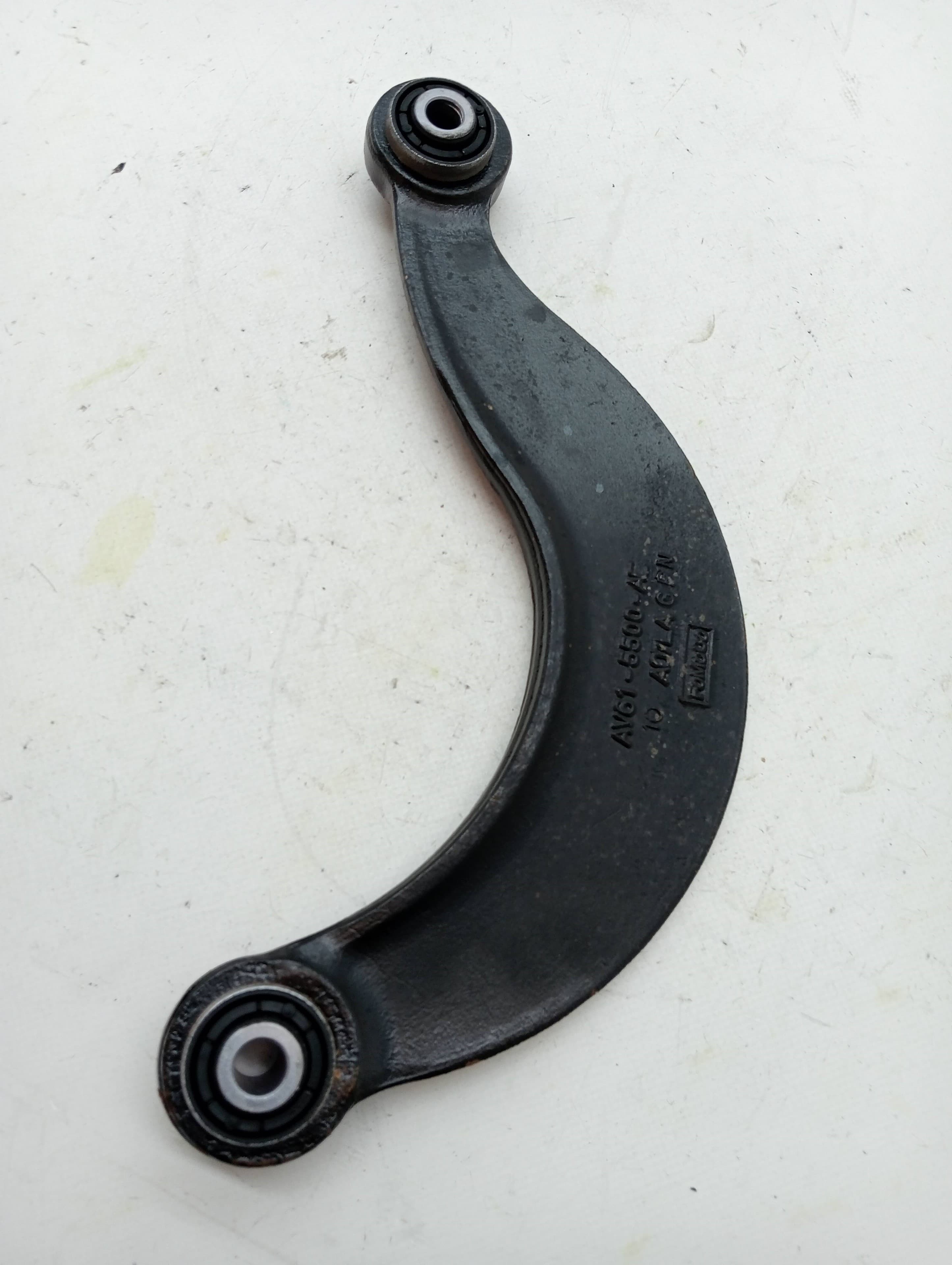 Brazo suspension superior trasero izquierdo FORD FOCUS LIM. 2