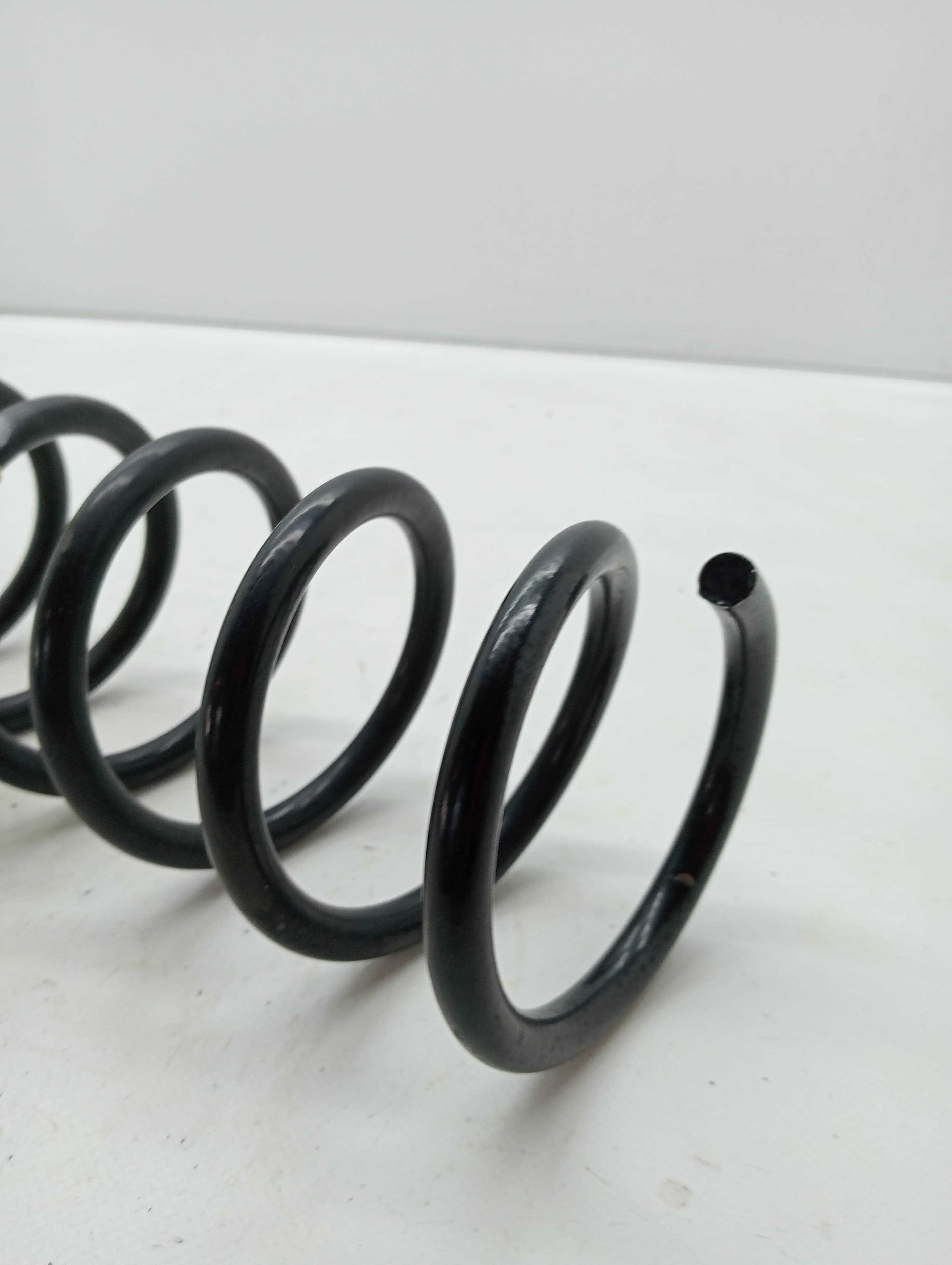 Muelle amortiguacion FORD FOCUS LIM. 3