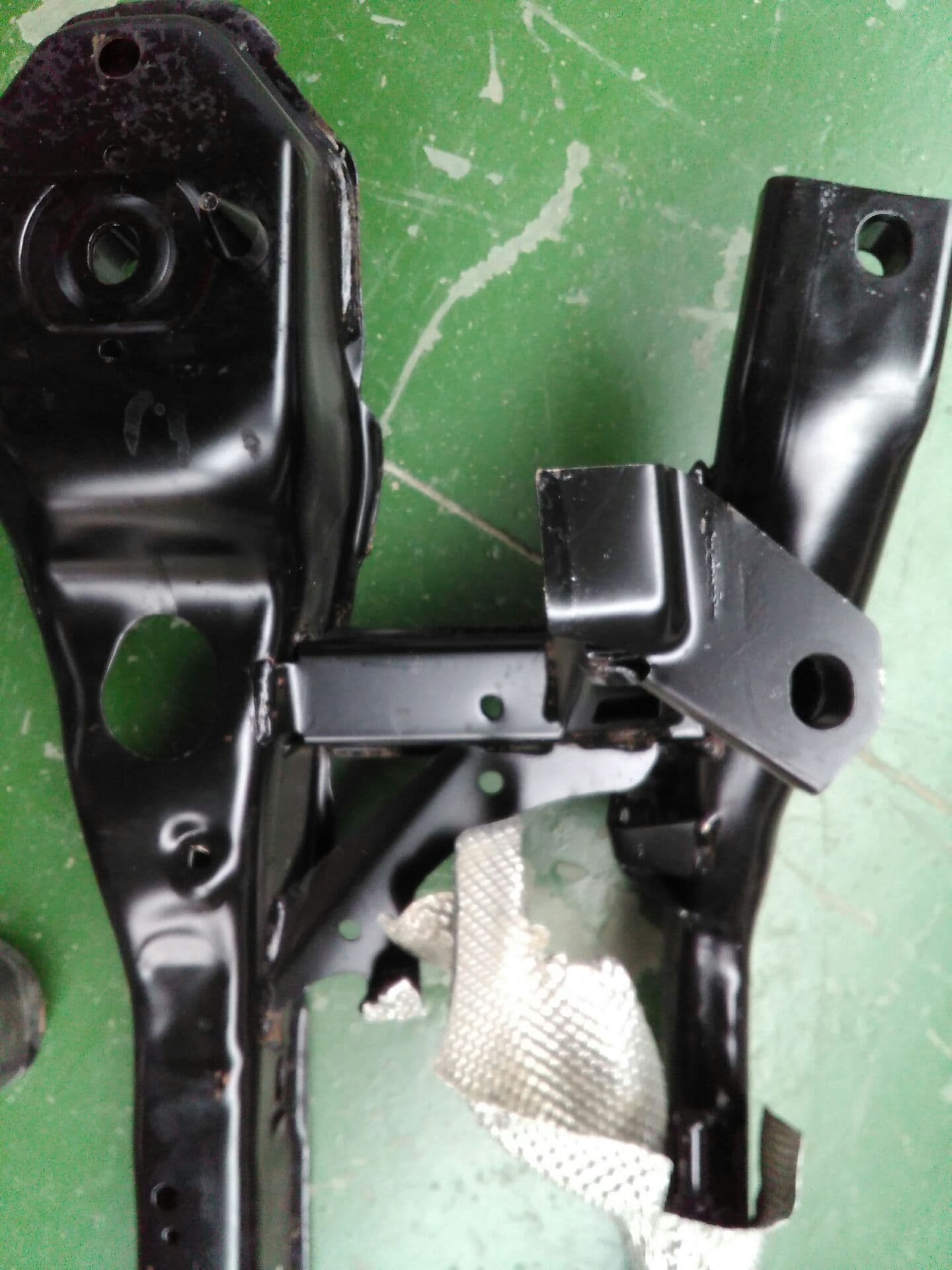 Puente trasero FORD FOCUS LIM. 3