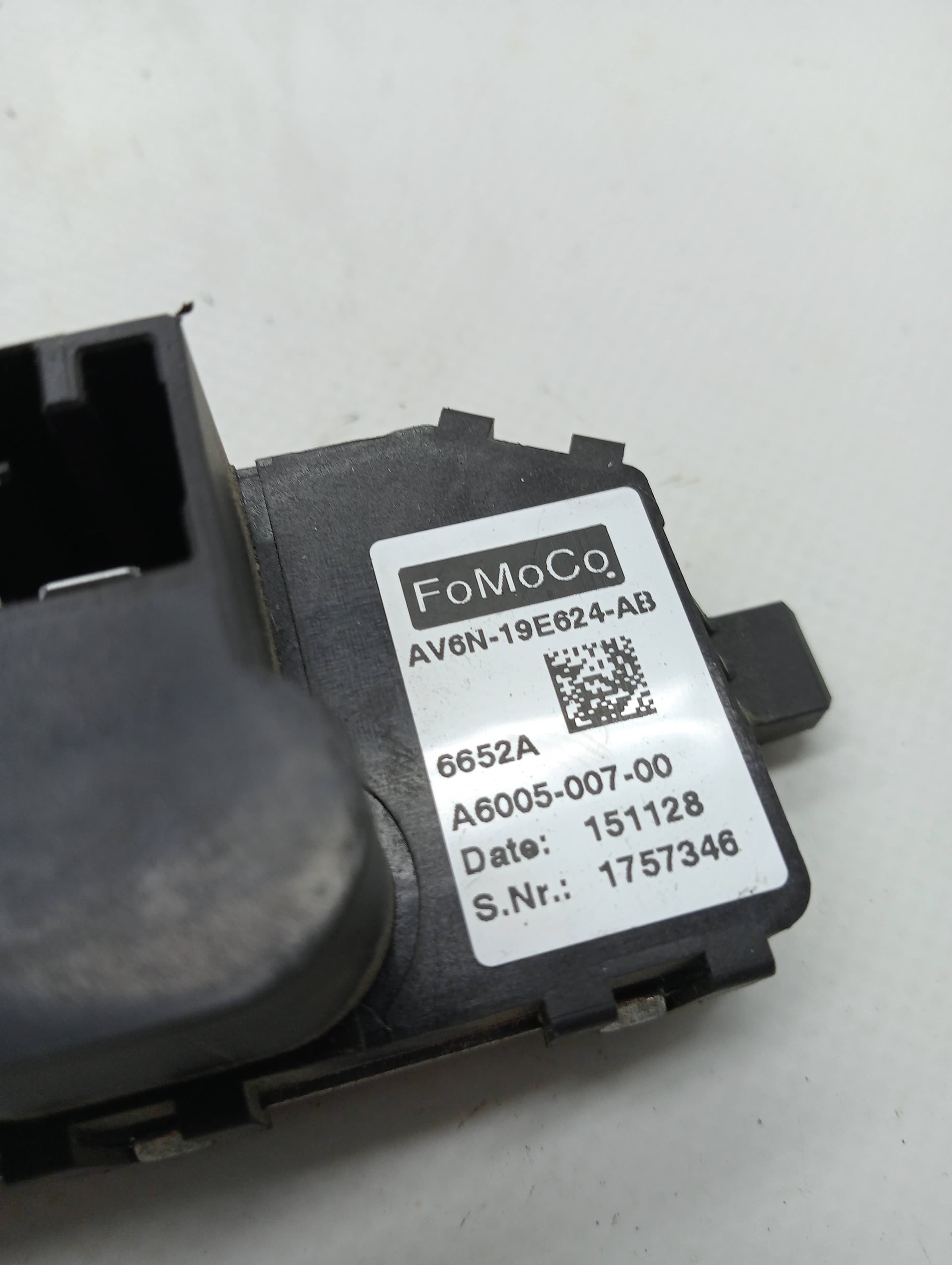 Resistencia calefaccion FORD FOCUS LIM. 2